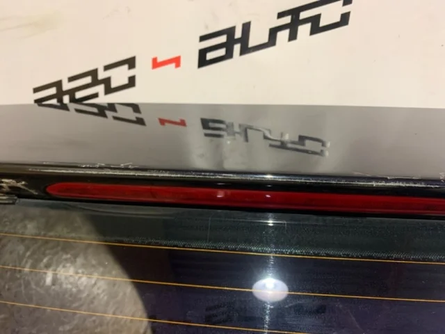 Дверь багажника для Volkswagen Passat Variant (B6, Typ 3C) 2004-2010 на фотографиях