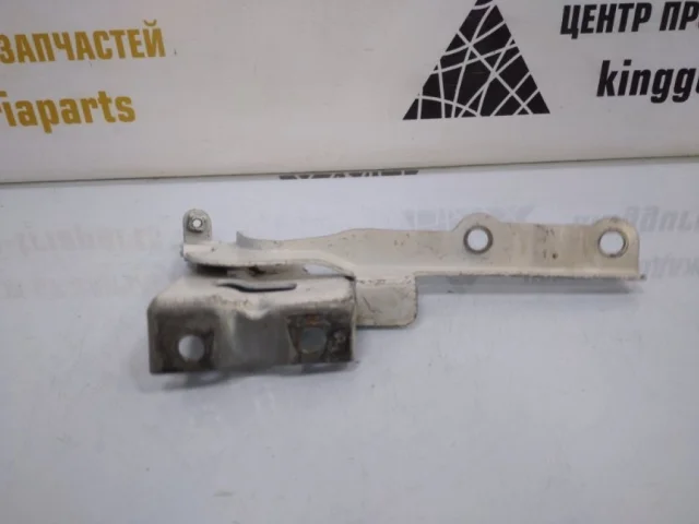 Петля капота левая для Hyundai ix35 1 2009-2013 на фотографиях