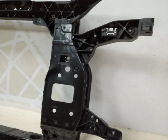 Панель радиатора (телевизор) для Hyundai Tucson NX4 2020+ на фотографиях