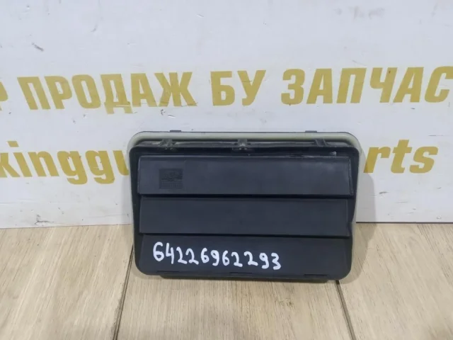 Решетка вентиляционная левая для BMW 5er Е39 1995-2003 на фотографиях