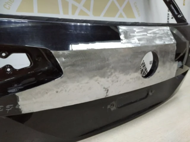 Крышка багажника для Volkswagen Passat (B8) Variant 2014-2019 на фотографиях