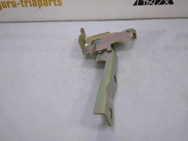 Петля капота правая для Hyundai ix35 1 2009-2013 на фотографиях