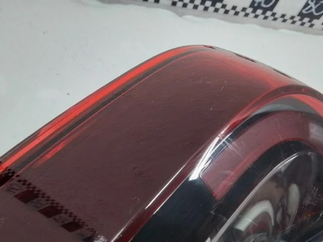 Фонарь левый для Renault Duster HM 2020+ на фотографиях