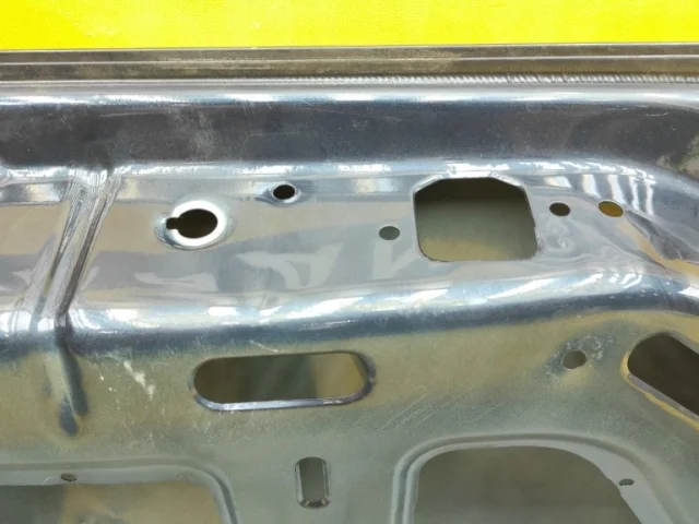 Двери для Mercedes-Benz C class W202 1993-2001 на фотографиях