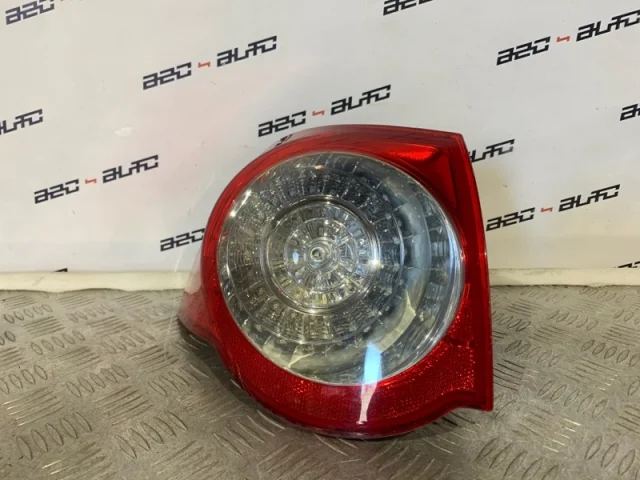 Фонарь левый для Volkswagen Passat Variant (B6, Typ 3C) 2004-2010 на фотографиях