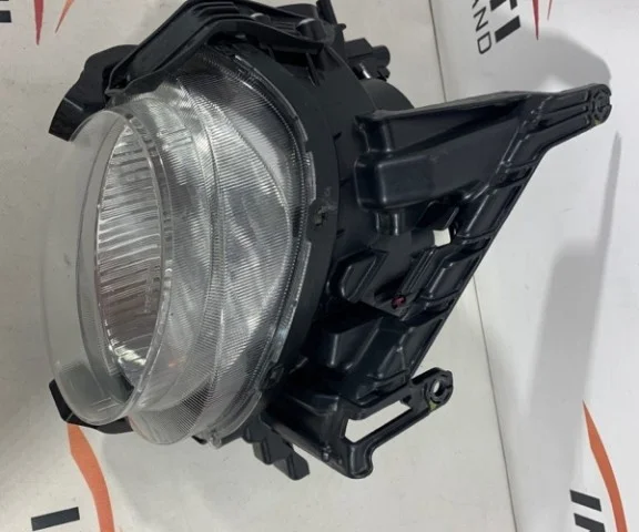 Фары для Nissan Juke YF15 JDM 2010-2014 на фотографиях