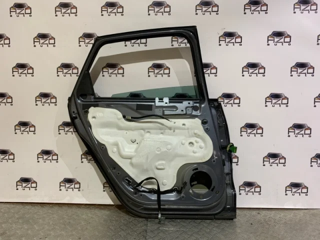 Дверь багажника для Citroen C4 Хэтчбек 2010-2016 на фотографиях