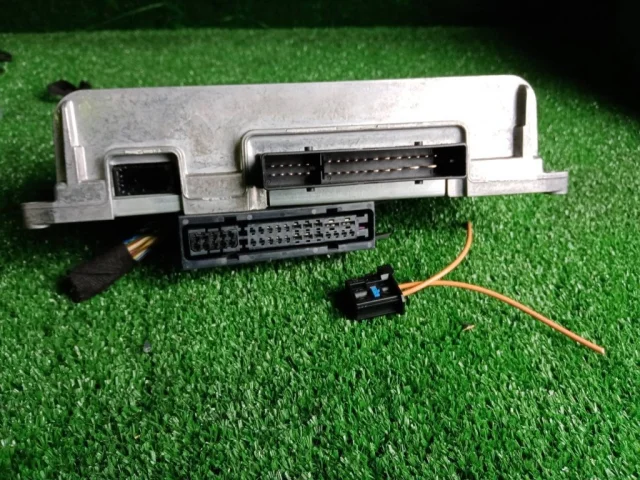 Монитор приборной панели для Audi A4 B8 2007-2015 на фотографиях