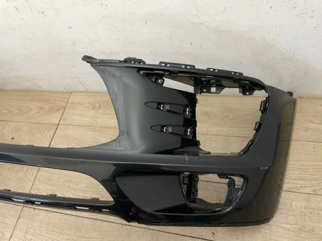 Бампер передний для Porsche Macan 95B 2014-2023 на фотографиях