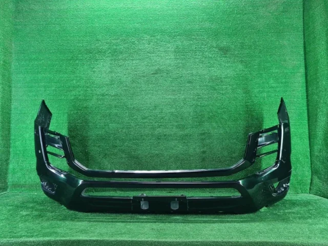 Бампер передний для Toyota Land Cruiser J300 2021+ на фотографиях