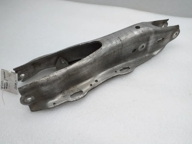 Рычаг задний левый нижний для Mercedes-Benz S class W222 2013-2017 на фотографиях