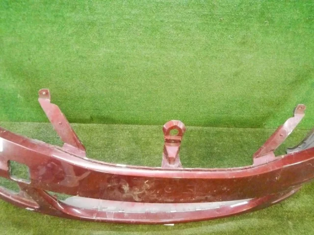 Бампер передний для Renault Logan 2007-2012 (Универсал KS) на фотографиях