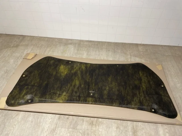 Шумоизоляция капота для Mitsubishi Outlander III 3 rest GF0W 2018-2022 на фотографиях