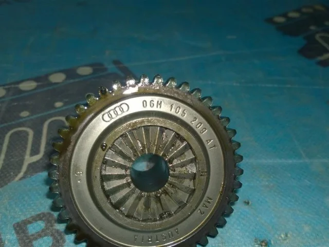 Шестерня коленвала(звездочка) для Volkswagen Tiguan II MK2 2016+ на фотографиях