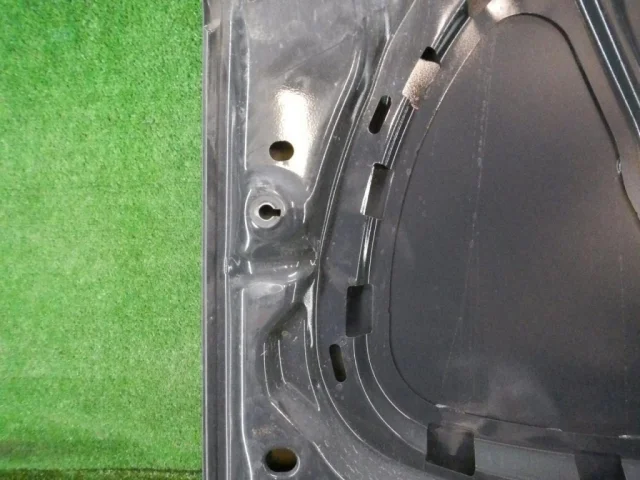 Панель капота для Volkswagen Polo V (6C) Седан 2015-2020 на фотографиях