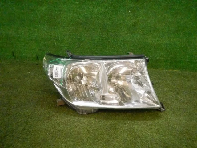 Фары для Toyota Land Cruiser 200 (JDM) 2007-2013 на фотографиях