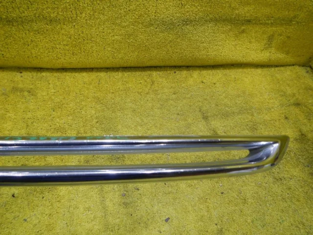 Накладка переднего бампера для Mercedes-Benz S class W222 2013-2017 на фотографиях