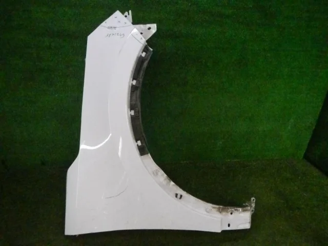 Крылья для Ford Explorer U502 rest 2014-2019 на фотографиях