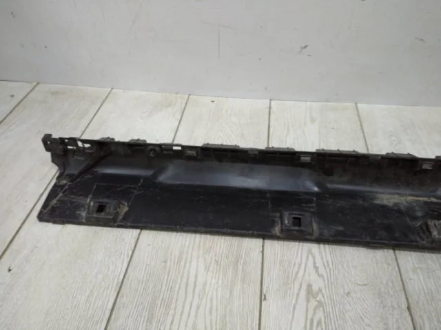 Порог (обвес) правый для Renault Duster HM 2020+ на фотографиях