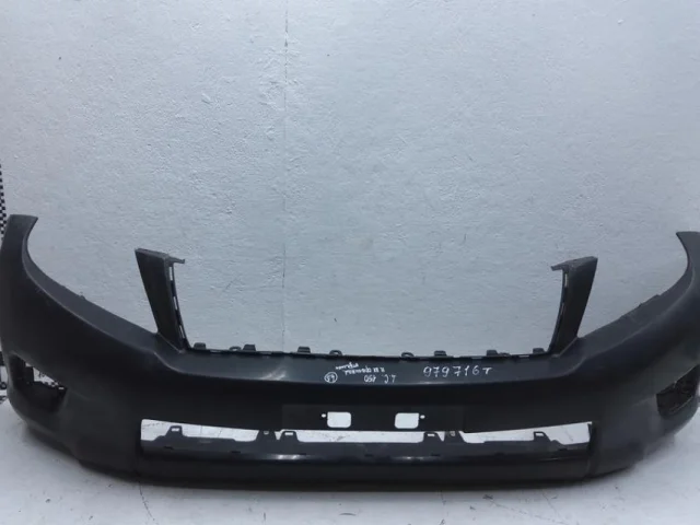 Бампер передний для Toyota Land Cruiser 200 (JDM) 2007-2013 на фотографиях