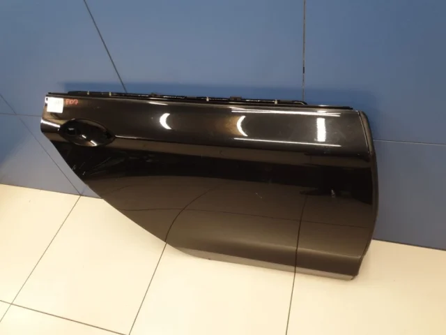 Двери для BMW 5er Е61 Touring 2003-2010 на фотографиях