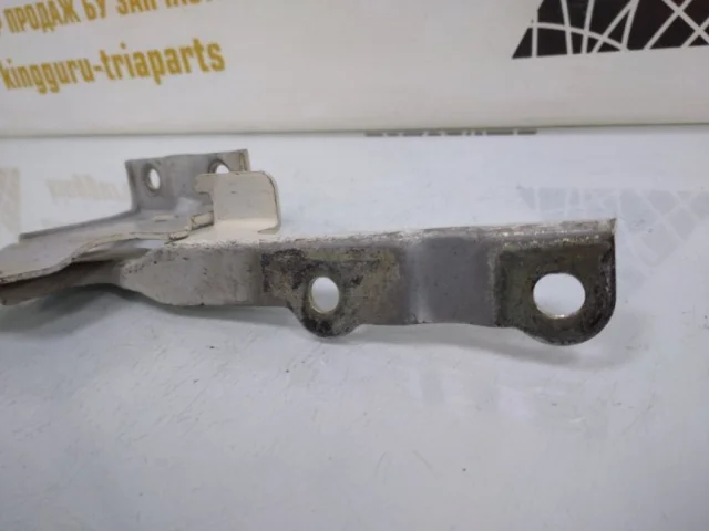 Петля капота левая для Hyundai ix35 1 2009-2013 на фотографиях