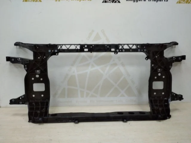 Панель радиатора (телевизор) для Hyundai Tucson NX4 2020+ на фотографиях