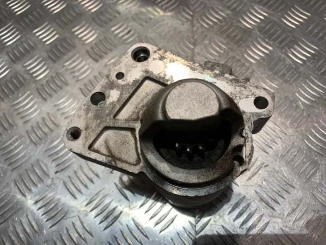 Стартер для Citroen C4 Хэтчбек 2010-2016 на фотографиях