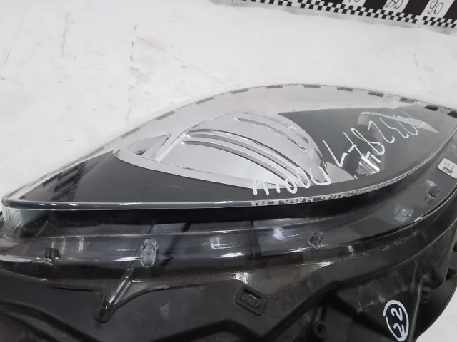 Фары для Porsche Macan 95B 2014-2023 на фотографиях