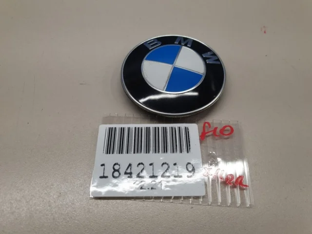 Эмблема задняя для BMW 3er Е36 Touring 1995-1999 на фотографиях