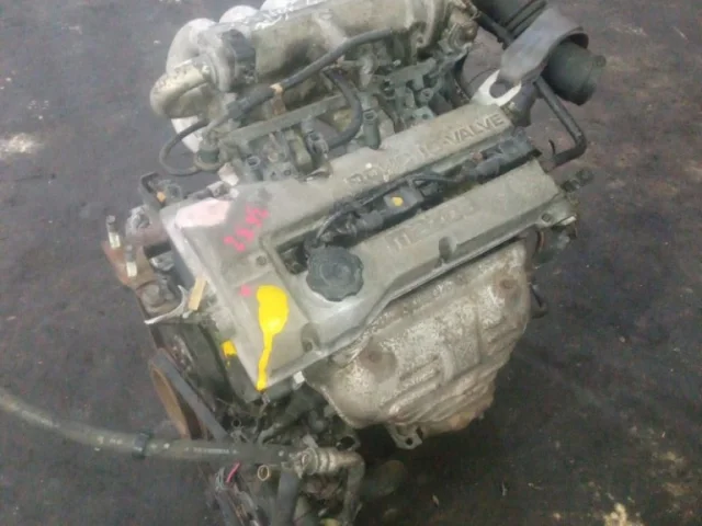 Двигатель без навесного для Mazda Familia BJ Седан 1998-2003 на фотографиях