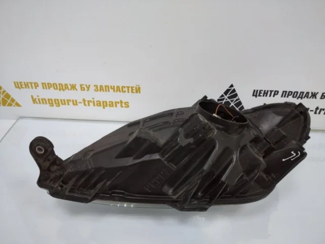 Фары для Skoda Fabia 5J Estate 2007-2015 на фотографиях