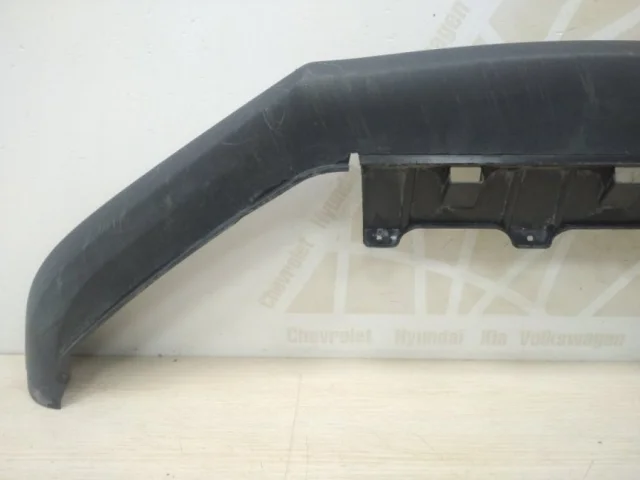 Отбойник капота для Volkswagen Tiguan I NF 2006-2017 на фотографиях