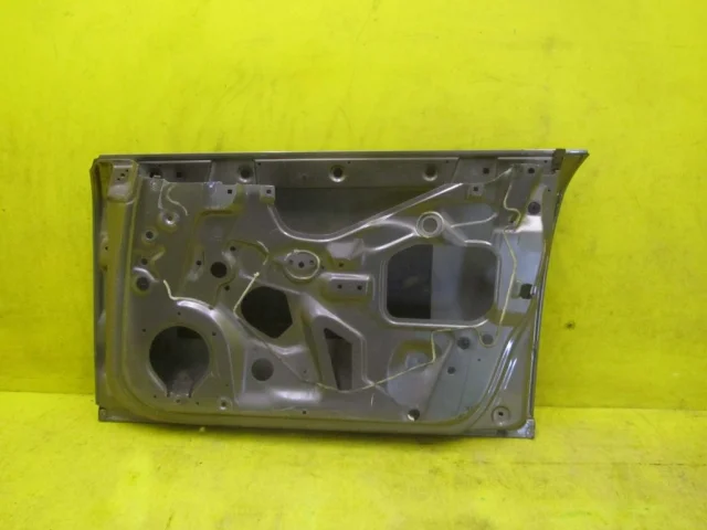 Двери для Audi A4 B7 Avant 2004-2008 на фотографиях