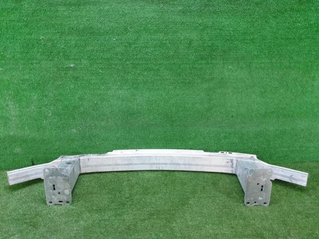 Бампер для Audi A7 C8 2018+ на фотографиях