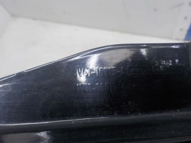 Крыло правое для Ford Kuga CBV 2008-2013 на фотографиях