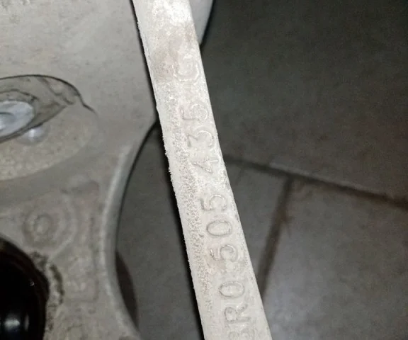 Цапфа задняя левая для Audi A6 C7 2010-2018 на фотографиях