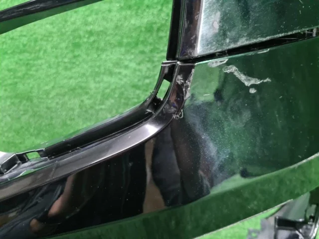 Бампер передний для Toyota Land Cruiser J300 2021+ на фотографиях