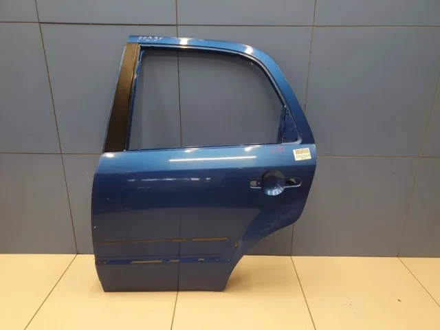 Дверь задняя левая для Suzuki SX4 2006-2009 на фотографиях