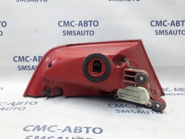 Фонарь внешний правый для Audi A7 4G 2010-2014 на фотографиях