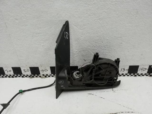 Стекла и зеркала для Volkswagen Caddy IV (2K) 2015-2020 на фотографиях