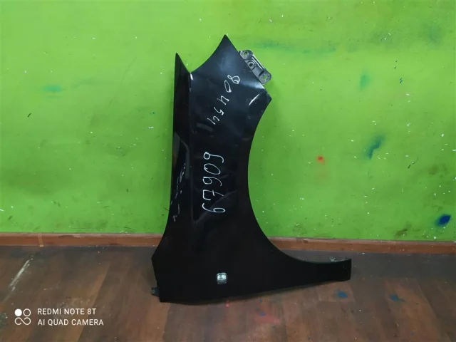 Крыло правое для Skoda Fabia 5J Estate 2007-2015 на фотографиях