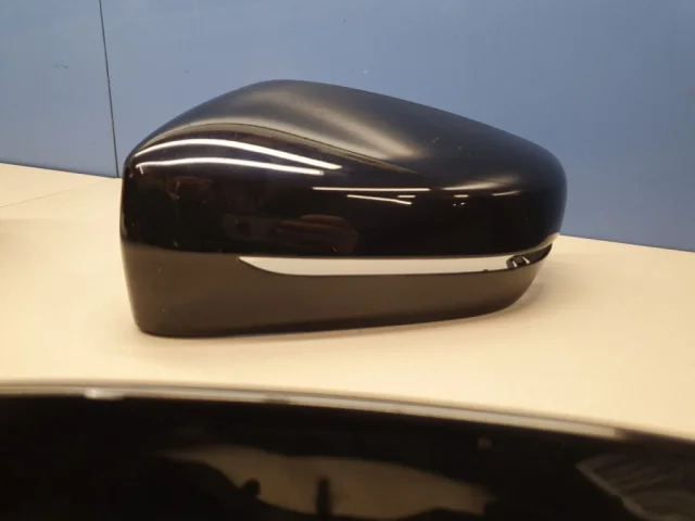 Накладка зеркала левого для BMW 5er G30 2016-2023 на фотографиях
