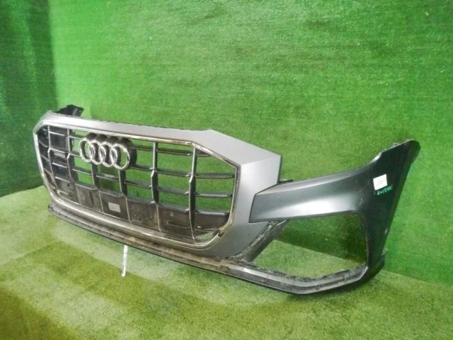 Бампер передний для Audi Q8 4M 2018-2023 на фотографиях