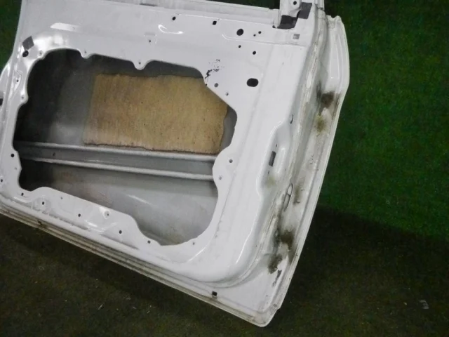 Двери для Ford Kuga CBV 2008-2013 на фотографиях