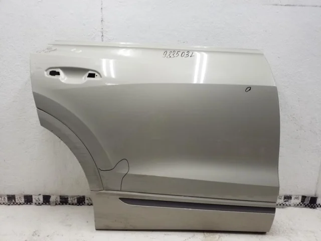 Дверь задняя правая для Audi Q8 4M 2018-2023 на фотографиях