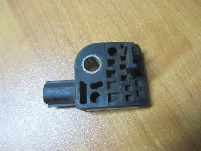 Датчик подушки безопасности для Kia Sportage 3 на фотографиях