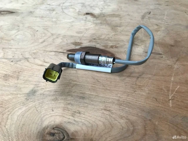 Лямбда-зонд (верхний) для Nissan Teana J32 2008-2013 на фотографиях
