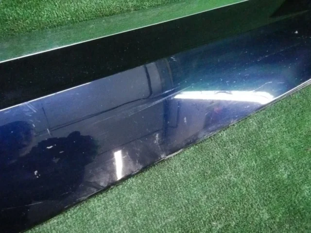 Накладка двери багажника для Volkswagen Touareg III (CR) 2018+ на фотографиях