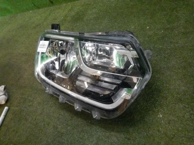 Фара ксенон левая для Renault Duster HM 2020+ на фотографиях